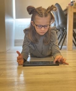 LUXUR KIDS barnagleraugu með skjávörn - 3 litir - Image 4